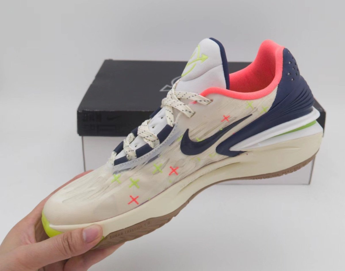 NIKE ZOOM G.T. CUT 2 x CROSSHAIRS - Phantom Kicks