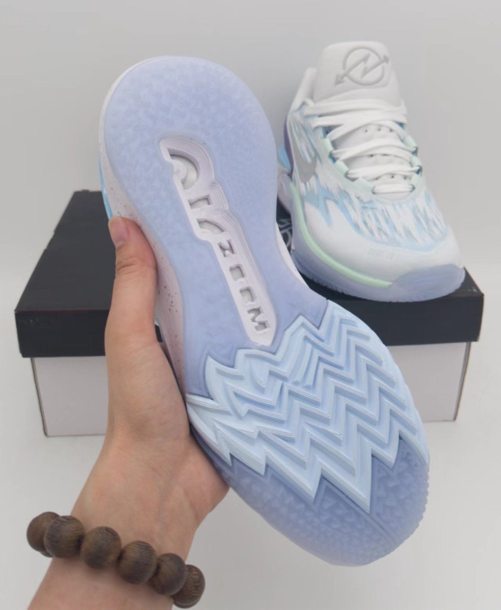 NIKE ZOOM G.T. CUT 2 x DARE TO FLY - Phantom Kicks